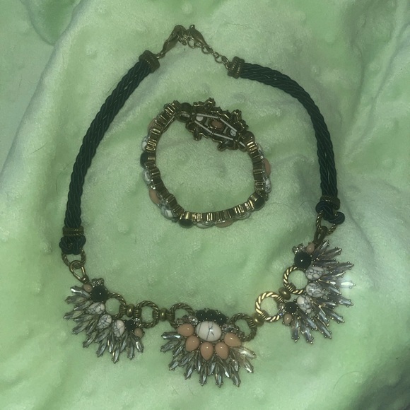 Chloe + Isabele necklace and bracelet - Picture 4 of 5